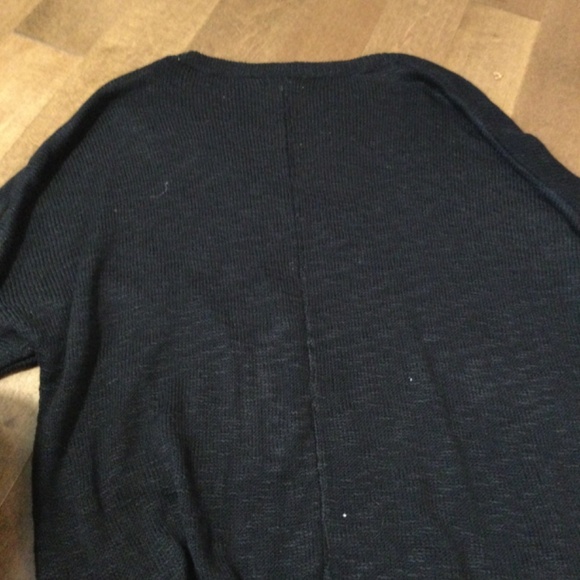 Black sheer knitted sweater - Picture 4 of 4